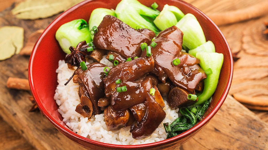 療愈心靈的，可能只是一份平凡的豬腳飯